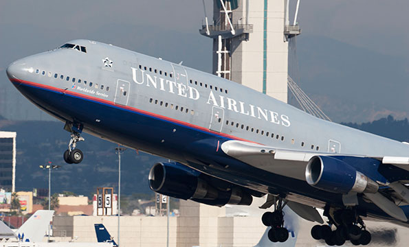 united-airlines-boeing-747