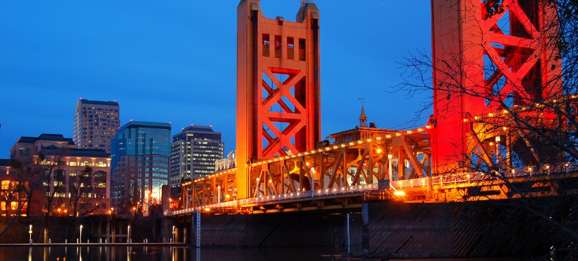 tower-bridge-and-downtown-sacramento