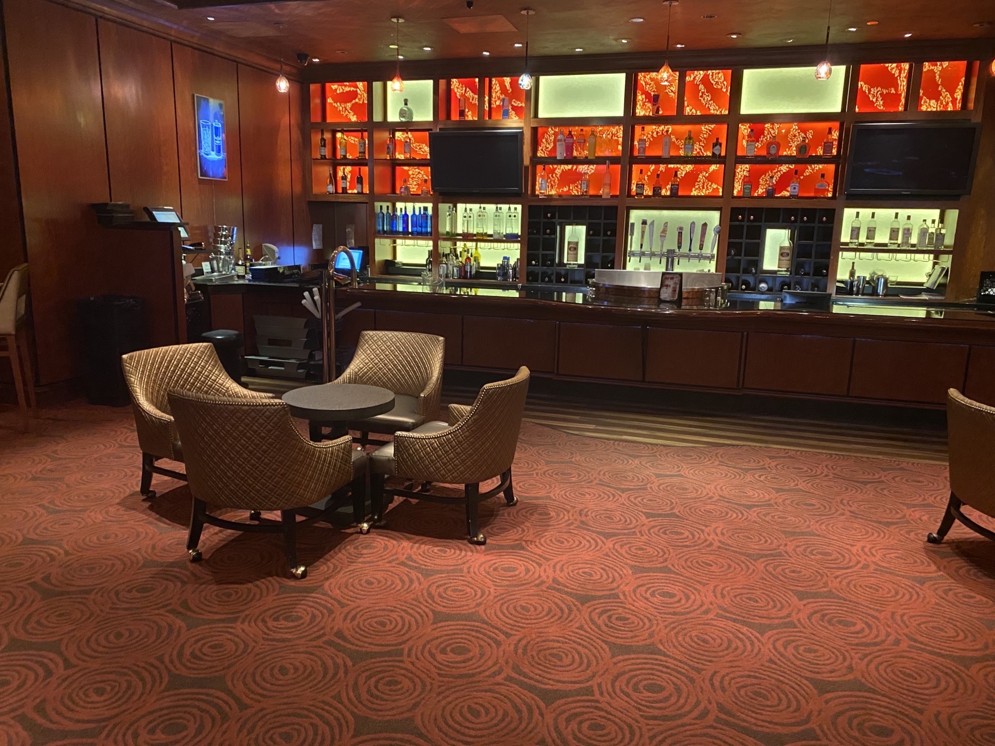 Image of seating arrangement at Novi Room.