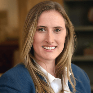 headshot of rachel thompson