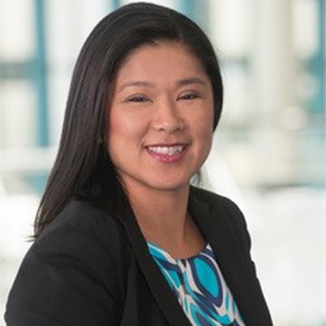 headshot of twee vuong