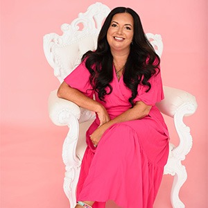 image of jenn artura