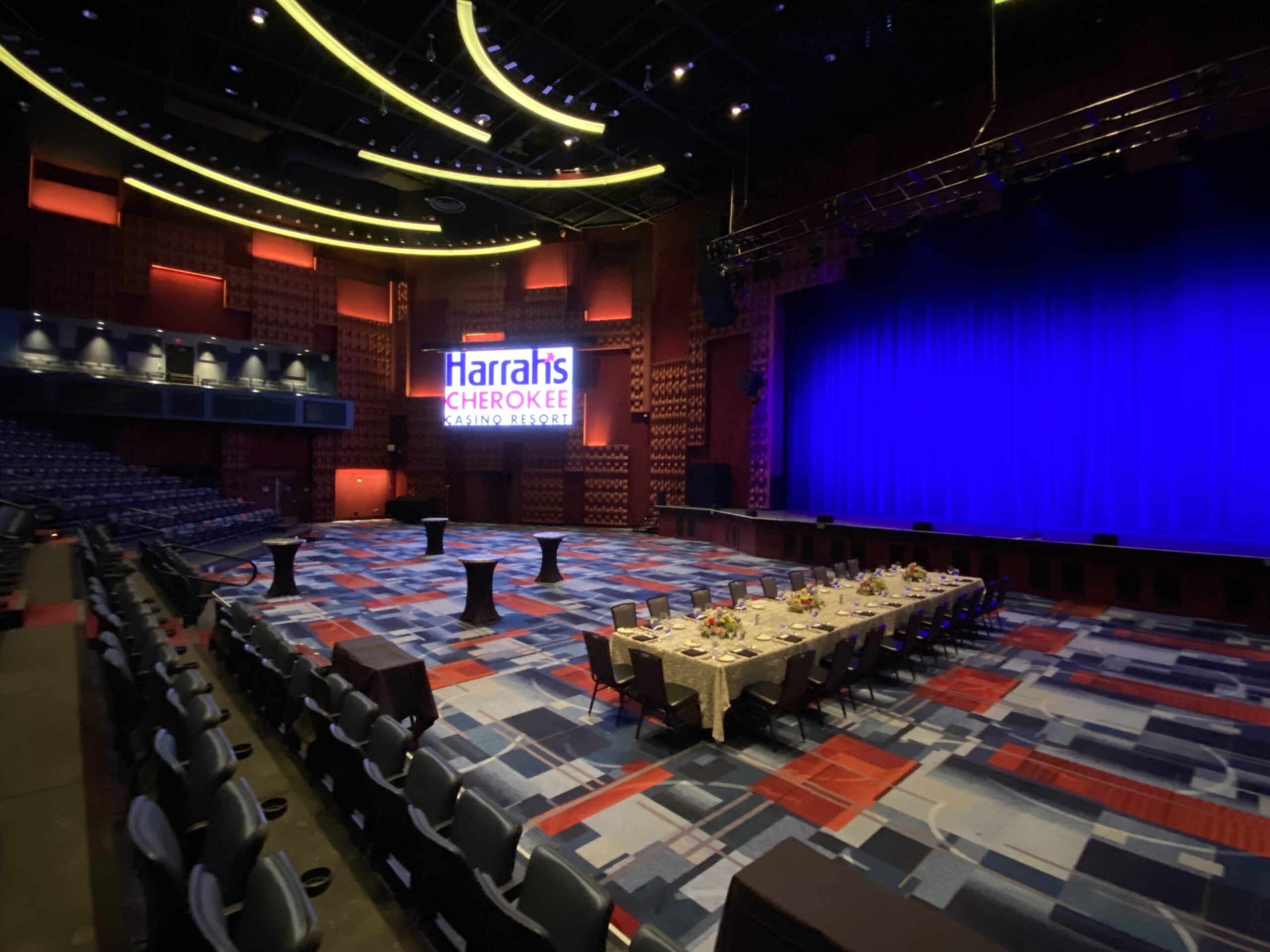 Image of Exhibit Hall at Harrah's Cherokee.