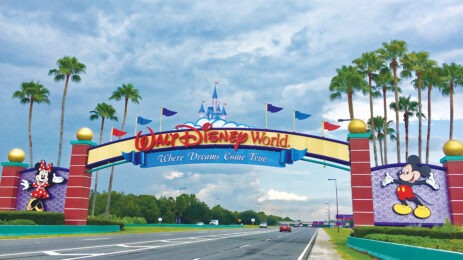 entrance to walt disney world
