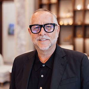 headshot of Ray Guyton
