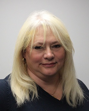 Headshot of Cynthia MacDonald