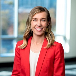 Headshot of Joelle Park for Smart Moves