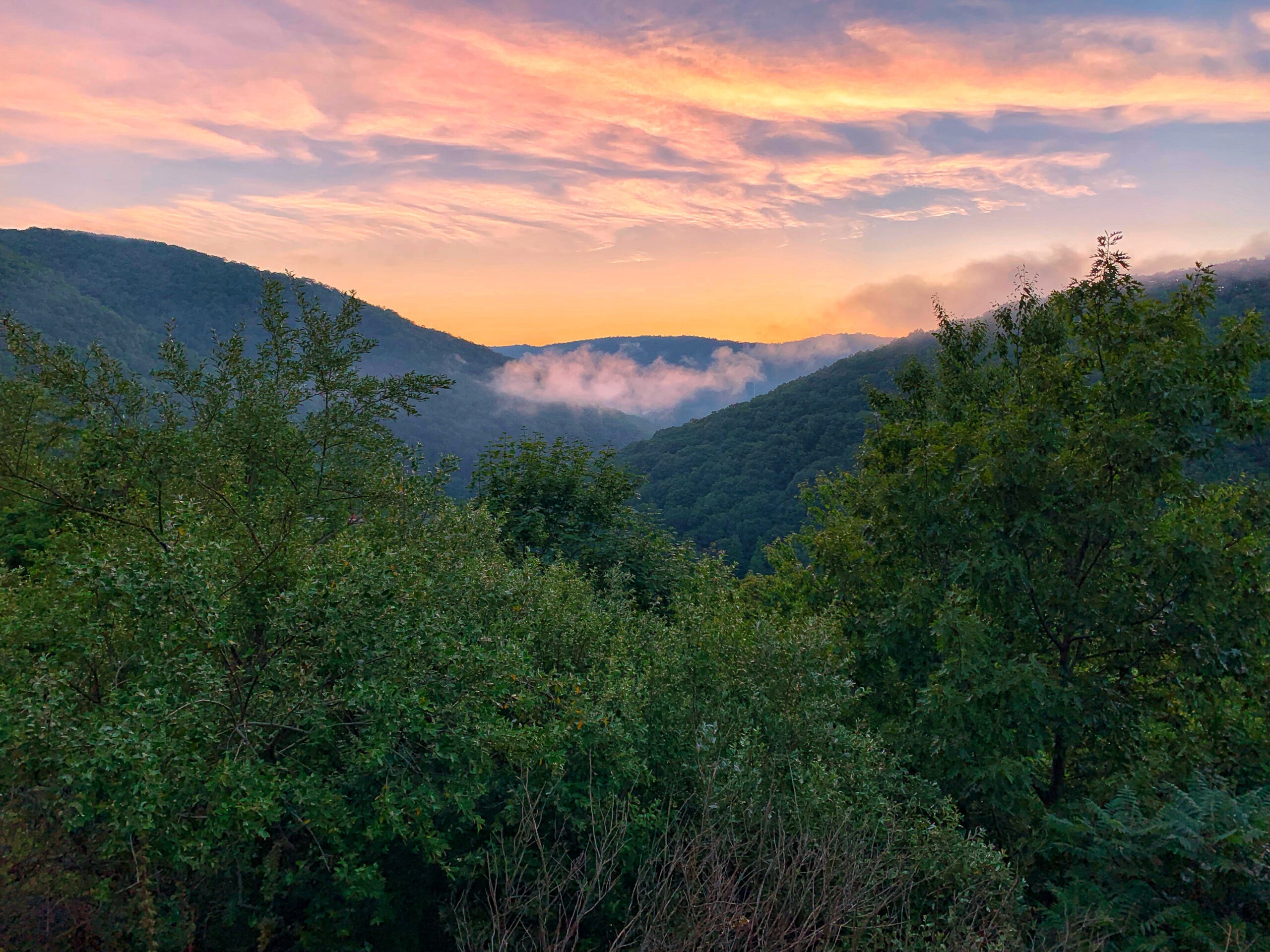 cloudy mountains