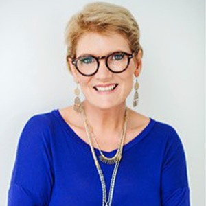 woman wearing blue long sleeved shirt