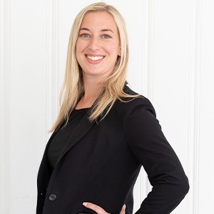 woman wearing black sport coar