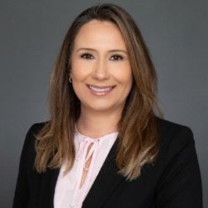 Smart Moves Headshot of Sarah Lawrence, senior marketing manager at Sawgrass Marriott Golf Resort and Spa