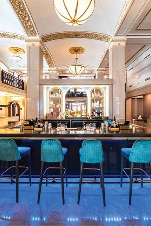 hotel bar