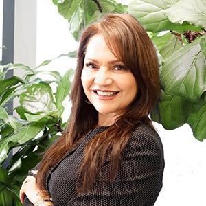 Letty Canizalez