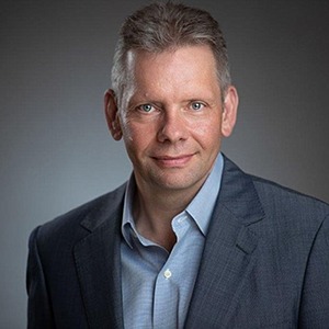 Manfred Steuerwald Headshot