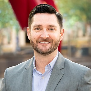 Headshot of Shaun Yates