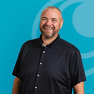 Brad Poarch Headshot