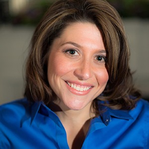 Smart Moves headshot of Danielle Dymond