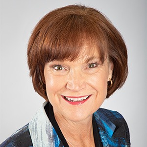 Kristin Arnold headshot