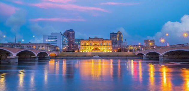 Des Moines view from ocean