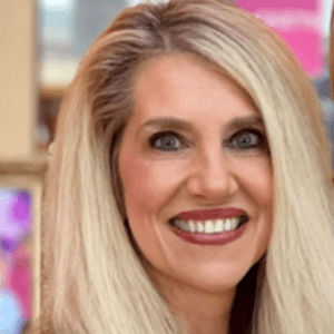 heidi albertson headshot