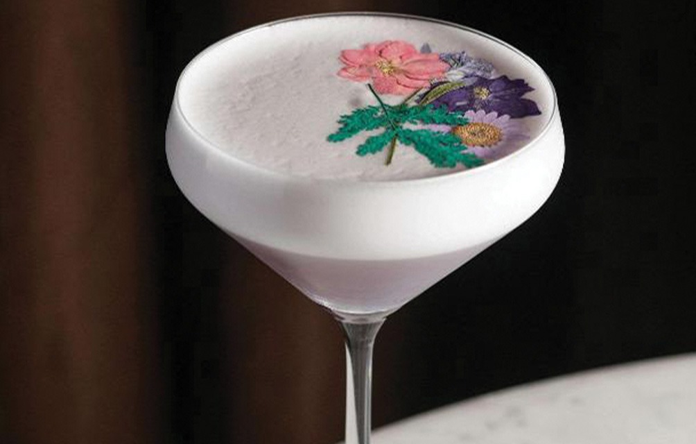 Cocktail at Shangri-La Toronto