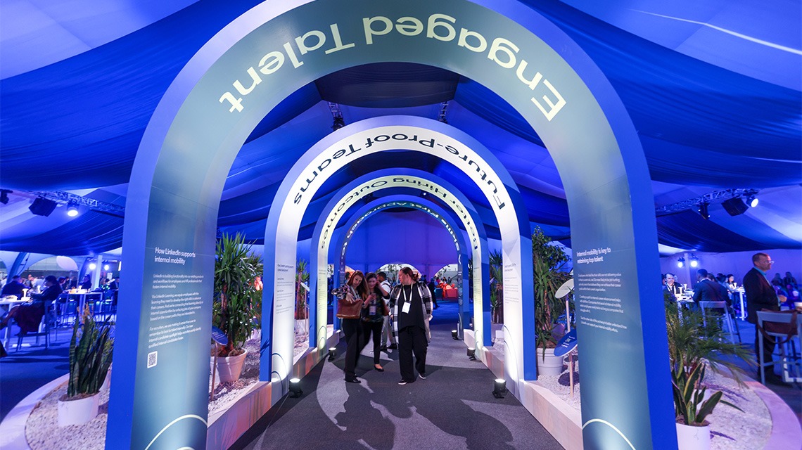 People walking through activation at LinkedIn Conference by MAS