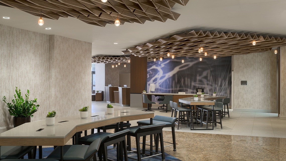 Sacramento Marriott Rancho Cordova lobby