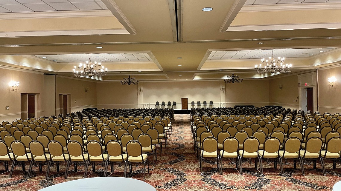 Sturbridge Host Hotel