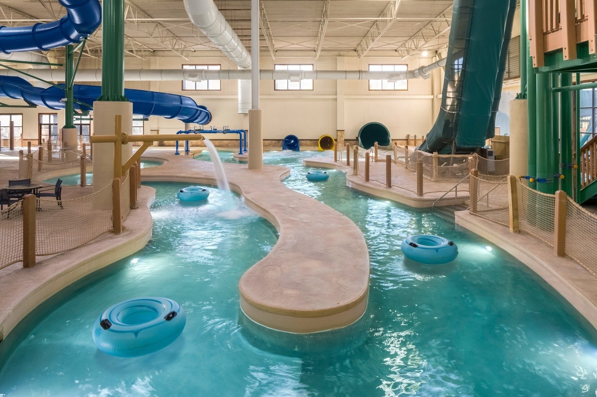 Great Wolf Lodge Williamsburg indoor water park