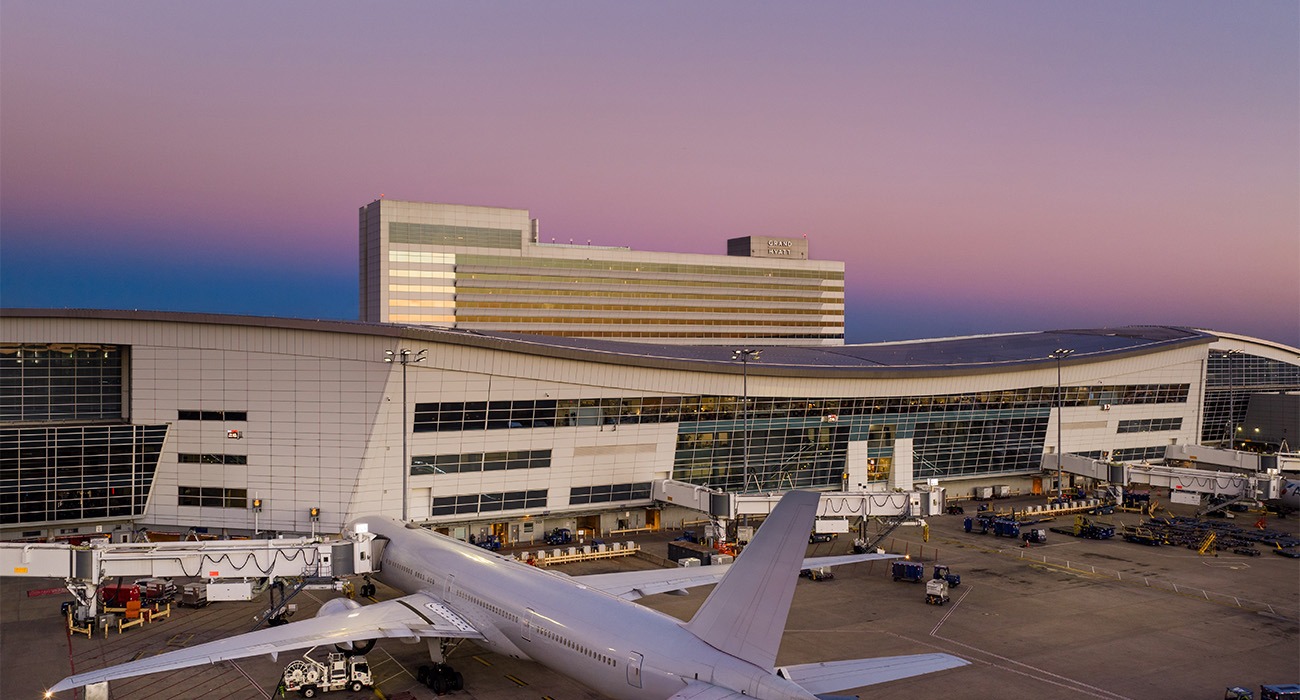 Grand Hyatt DFW exterior