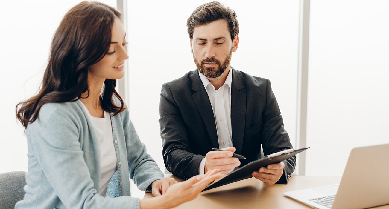 Businesspeople negotiating
