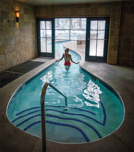 Hyatt Regency Lake Tahoe pool
