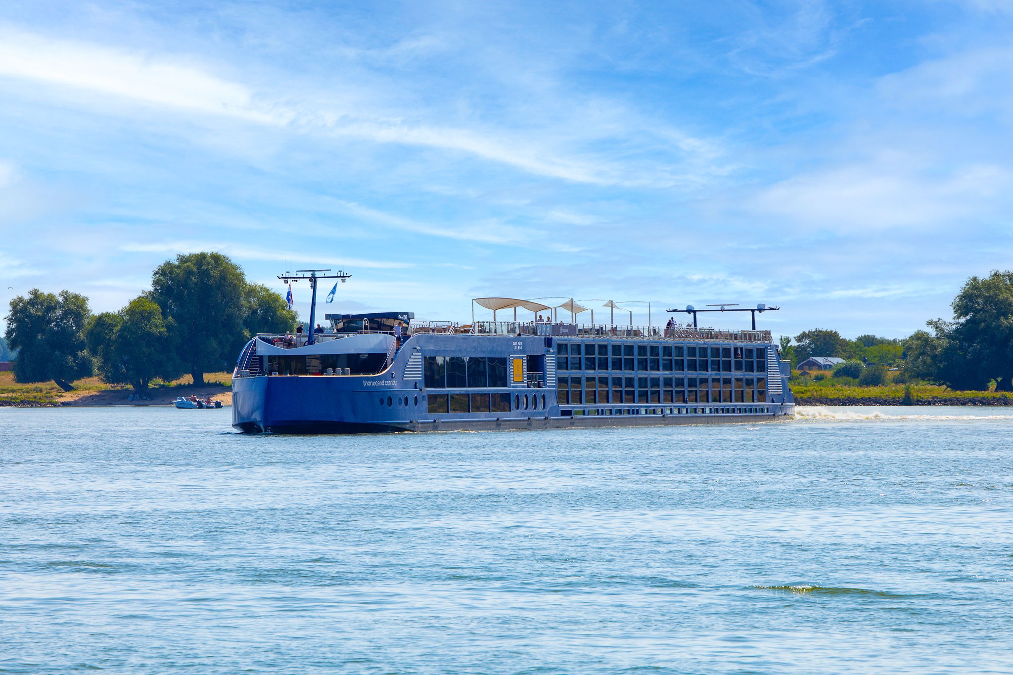 Charter ship