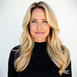 Joelle Morgan headshot