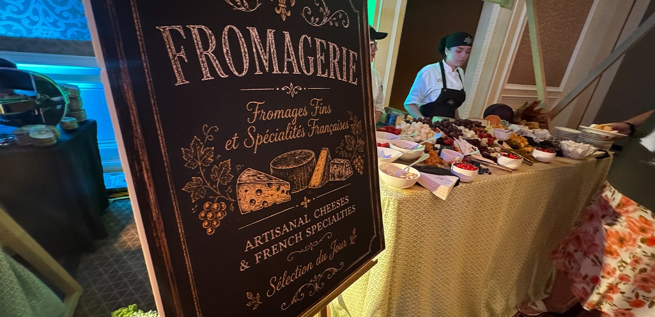 Fromagerie sign