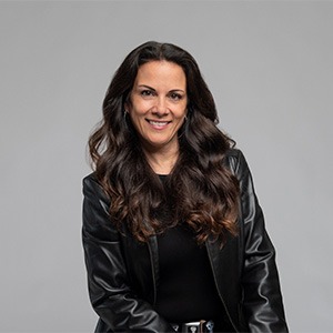 Tina Luppino headshot